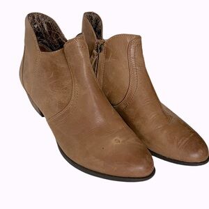 Ariat Tan Ankle Boots